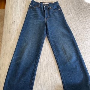 Levi’s Ribcage Jeans